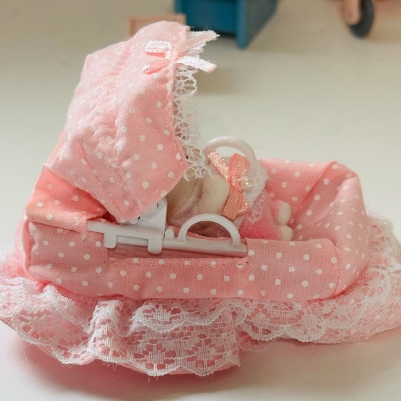 Calico Critter Set - Picture 5 of 9